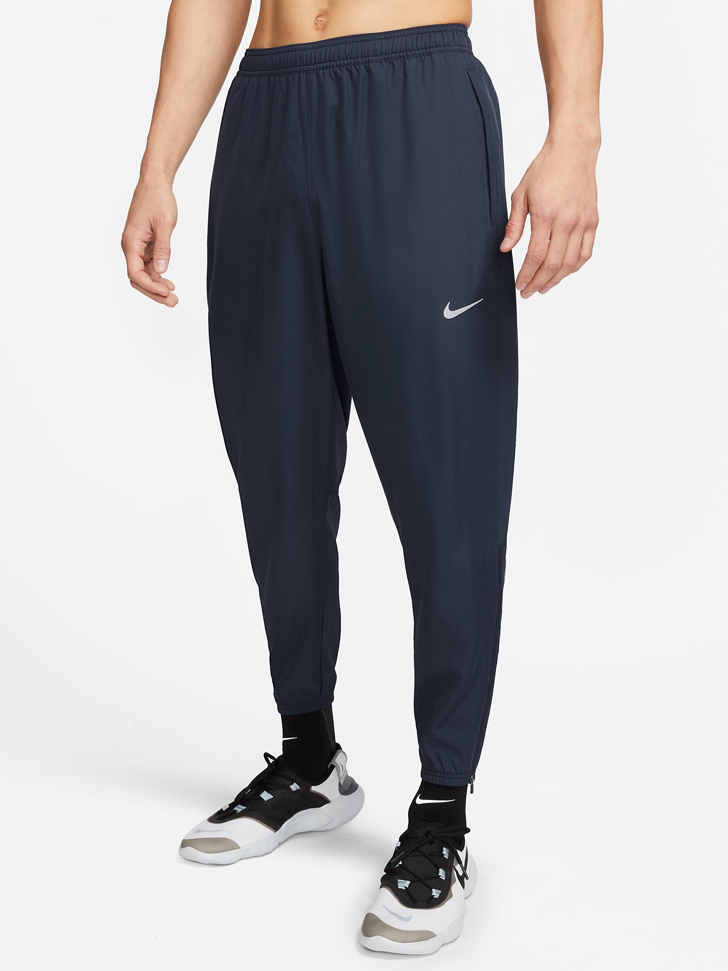 Брюки мужские Nike Essential